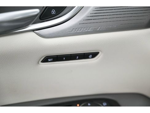 Used 2022 Cadillac XT5 Premium Luxury w/ Technology Package image 33