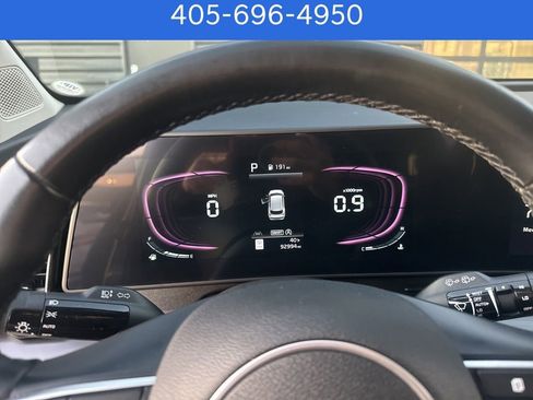 Used 2023 Kia Sportage EX image 16