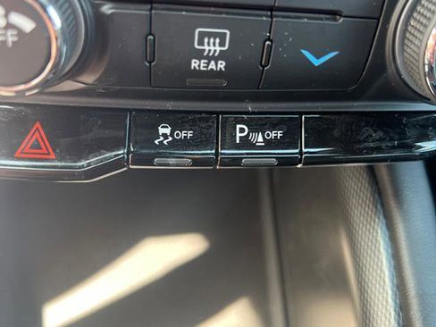 Used 2021 Dodge Durango GT image 27