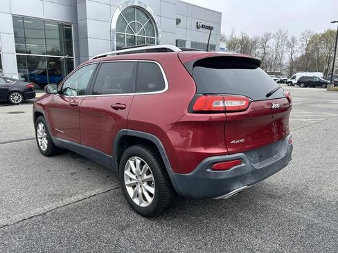 Used 2017 Jeep Cherokee Limited AWD/4WD image 5