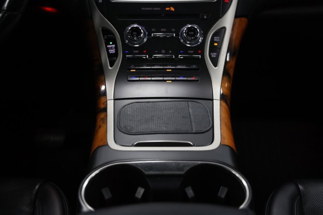 Used 2020 Lincoln Nautilus Reserve FWD image 34