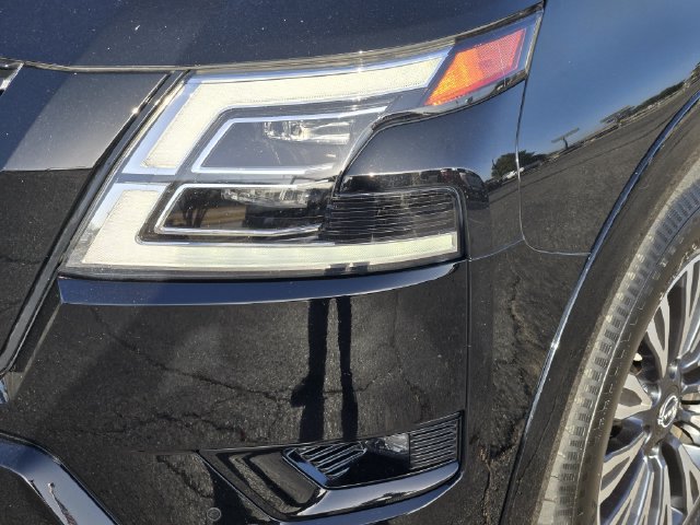 Used 2023 Nissan Armada SL w/ Midnight Edition Package AWD/4WD image 8