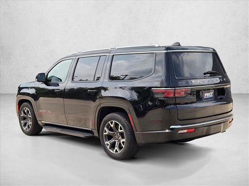 Used 2024 Jeep Wagoneer Series III AWD/4WD image 7