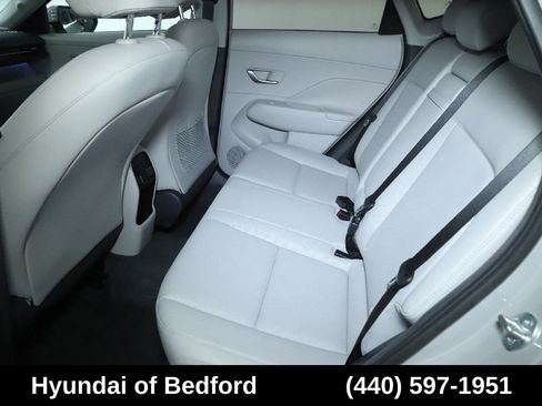 Used 2024 Hyundai Kona Limited AWD/4WD image 15