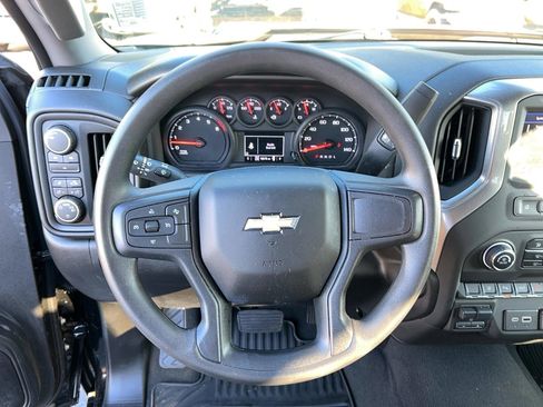 Used 2025 Chevrolet Silverado 2500 Custom w/ Custom Value Package image 16