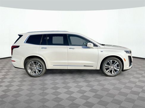New 2025 Cadillac XT6 Premium Luxury w/ Technology Package image 8