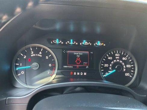Used 2020 Ford F150 XLT w/ Equipment Group 302A Luxury AWD/4WD image 16
