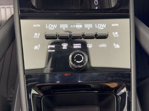 Certified 2026 Porsche Cayenne AWD/4WD image 22