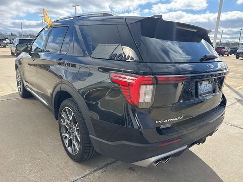 Certified 2025 Ford Explorer Platinum w/ Ultimate Package image 6