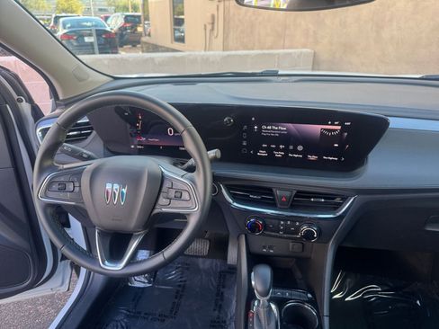 Used 2025 Buick Encore GX Preferred image 32