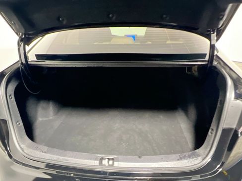 Used 2025 Toyota Corolla LE FWD image 33