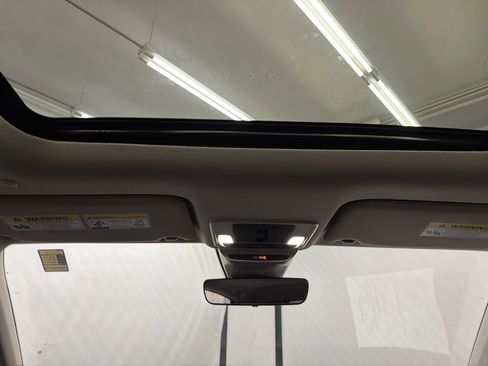 Used 2025 Honda HR-V EX-L image 22