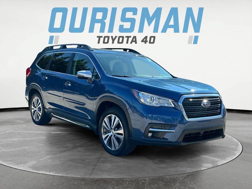 Used 2022 Subaru Ascent Touring AWD/4WD image 1