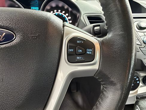 Used 2015 Ford Fiesta SE FWD image 17