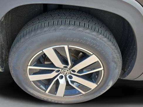Used 2022 Volkswagen Atlas SE FWD image 32