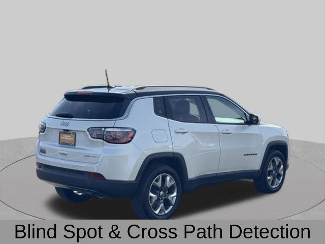 Used 2018 Jeep Compass Limited AWD/4WD image 8