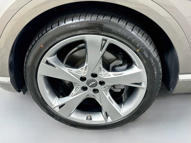 Used 2021 Genesis GV80 2.5T w/ Prestige Package 04 AWD/4WD image 32