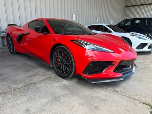 Used 2023 Chevrolet Corvette Stingray Premium Cpe w/ Z51 Performance Package RWD image 2
