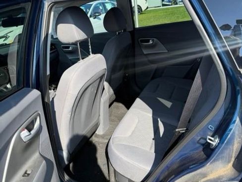 Used 2021 Kia Niro LX FWD image 8