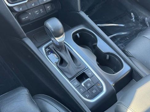 Used 2020 Hyundai Santa Fe Limited image 17