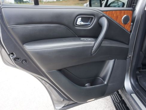 Used 2019 INFINITI QX80 Luxe image 21