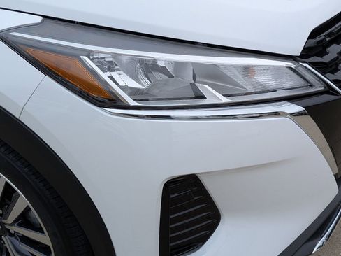 Certified 2023 Nissan Kicks SV FWD image 35