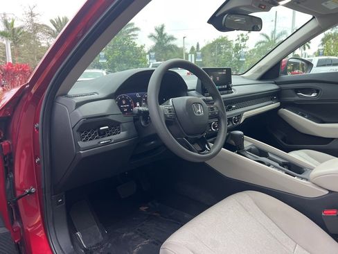 Used 2024 Honda Accord EX image 12