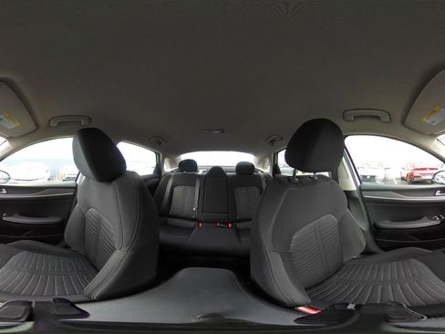 Used 2025 Kia K5 LXS image 42