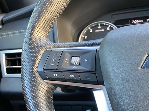 Used 2022 Mitsubishi Outlander SE AWD/4WD image 18
