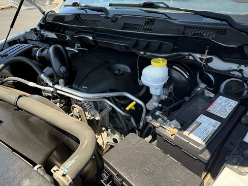 Used 2017 RAM 1500 Sport image 33