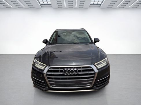 Used 2018 Audi Q5 2.0T Premium Plus w/ Premium Plus Package AWD/4WD image 8