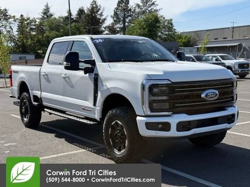 Used 2026 Ford F350 Platinum w/ Tremor Off-Road Package AWD/4WD image 5