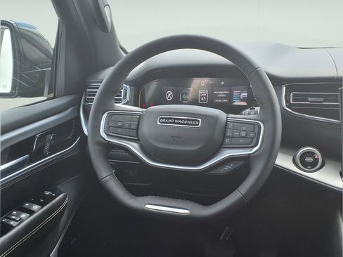 New 2026 Jeep Grand Wagoneer Limited AWD/4WD image 9