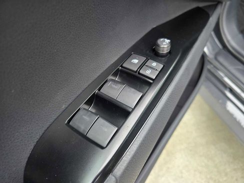 Used 2025 Toyota Camry LE image 22