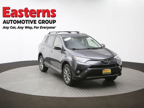 Used 2018 Toyota RAV4 Limited image 55