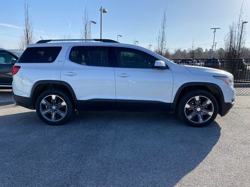 Used 2018 GMC Acadia SLT w/ LPO, Floor Liner Package image 8