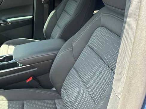Used 2026 Chevrolet Equinox LT w/ Midnight Edition FWD image 6