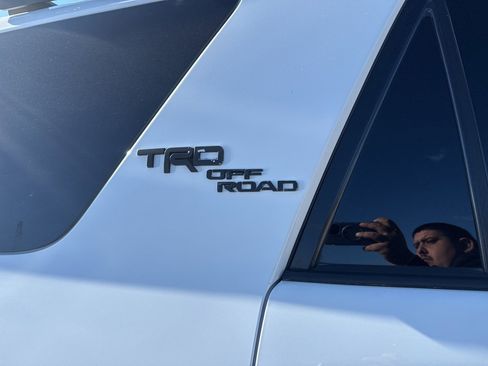 Used 2019 Toyota 4Runner TRD Off-Road Premium image 5