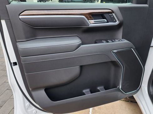New 2026 GMC Sierra 1500 Elevation image 14