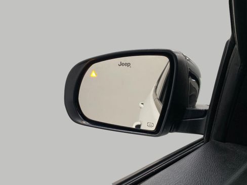 Used 2022 Jeep Compass Limited AWD/4WD image 19