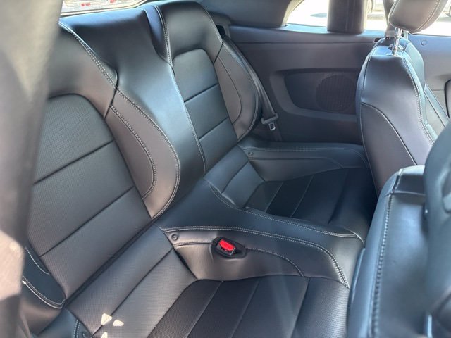 Used 2022 Ford Mustang GT Premium w/ Equipment Group 401A RWD image 11
