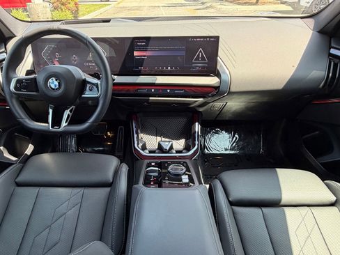 Used 2025 BMW X3 xDrive30i AWD/4WD image 34