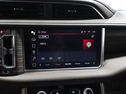 Used 2024 GMC Yukon Denali w/ Denali Reserve Package AWD/4WD image 26