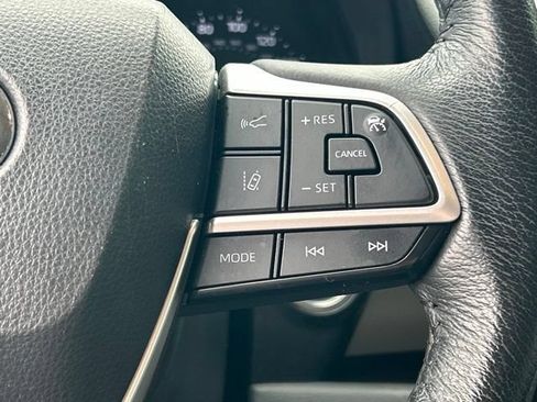 Used 2024 Toyota Sienna XLE w/ XLE Plus Package AWD/4WD image 62