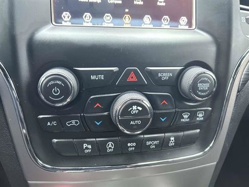 Certified 2021 Jeep Grand Cherokee Laredo image 29