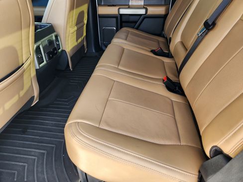 Used 2022 Ford F250 Lariat w/ Lariat Ultimate Package AWD/4WD image 30