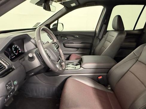 Used 2025 Honda Ridgeline Black Edition image 30