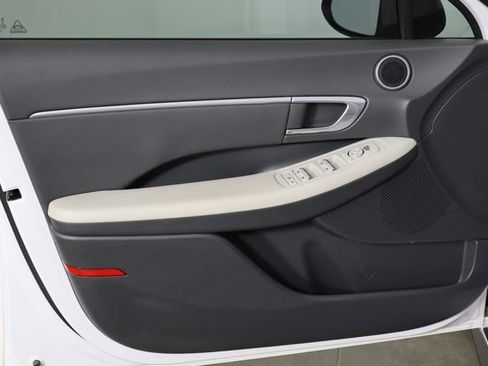 Used 2022 Hyundai Sonata SEL FWD image 19
