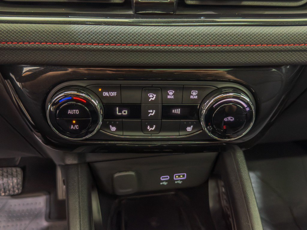 Used 2026 Chevrolet TrailBlazer RS w/ Convenience Package AWD/4WD image 40