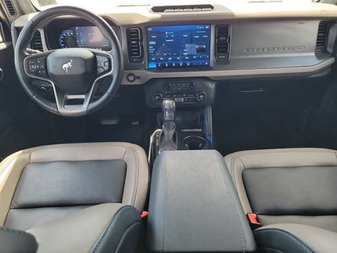 Used 2024 Ford Bronco Wildtrak AWD/4WD image 15
